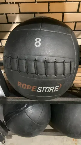 Wall Ball CrossFit - Diversos Pesos   Vendo Wall Ball para CrossFit, ideal para box, aca
