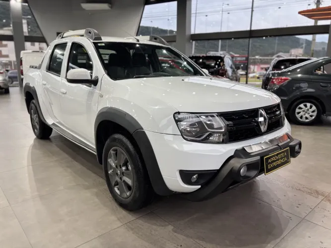 Renault Duster Dynamique 2.0 Hi-flex 16V Mec. 2016