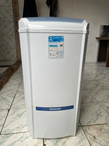 Lava roupas  suggar 10kg seminovo
