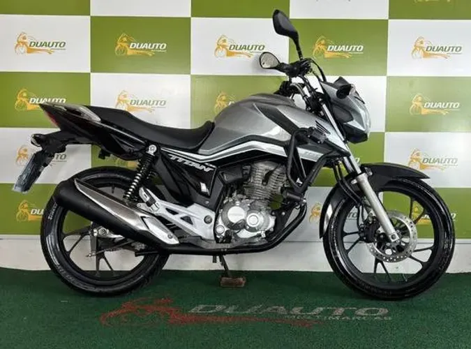 Honda Cg 160 TITAN 2019 JÁ COM PROTETOR DE MOTOR E CARENAGEM