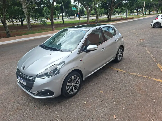 Peugeot 208 Griffe 1.6 Flex 16V 5P Aut. 2018