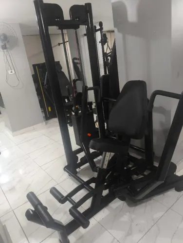 Máquina Riguetto peitoral