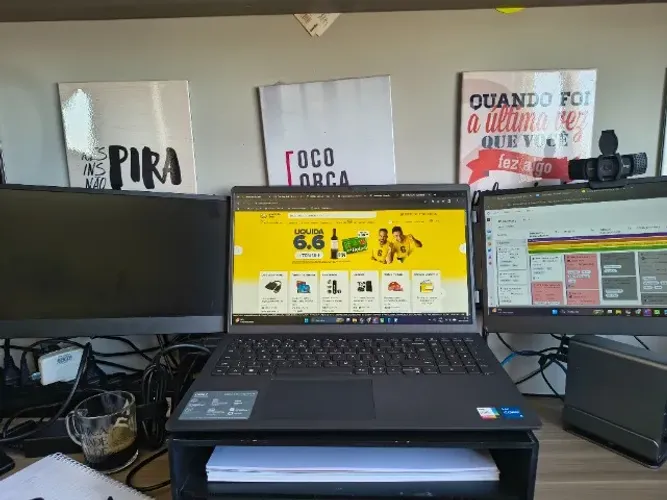 Monitor Extensor Triplo 14'' Portáti 16:9 Plug And Play