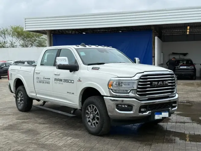 RAM 3500 LTD LONGHORN 6.7DS 2024
