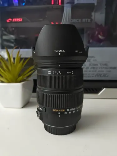 Sigma 18-200mm p/ Canon