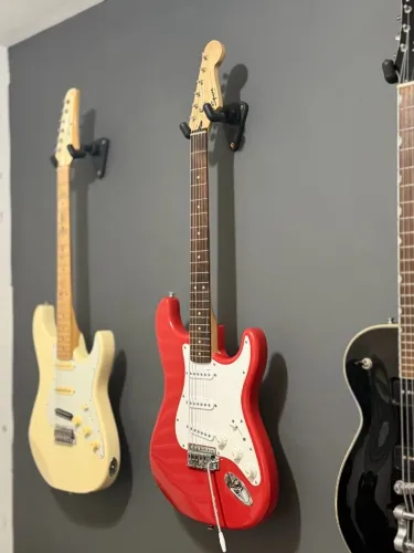 Fender Squier Bullet Infinity Stratocaster Indonésia