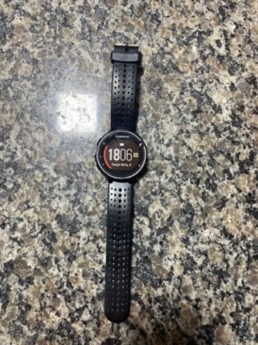 Relógio Garmin Forerunner 230 para corrida, leva carregador !