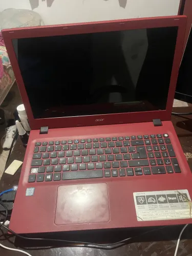 Notebook Acer Aspire E15 vermelho