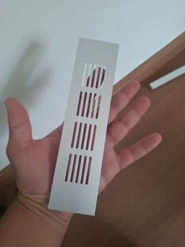 Grade de ventilacao de alumínio fosco retangular 20cm