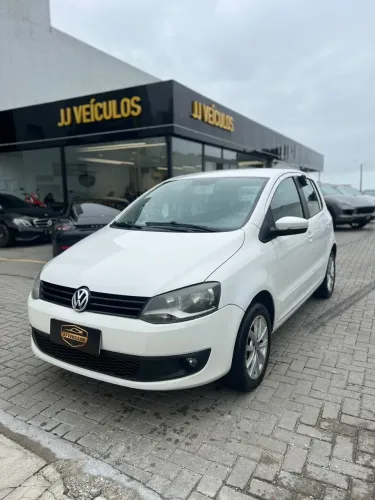 Volkswagen Fox 1.0 MI Total Flex 8V 5P 2014