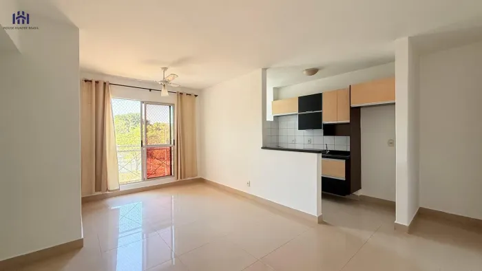 Apartamento com 3 dormitórios sendo 1 suíte, 70m² à venda por R$ 320.000,00 - Residencial