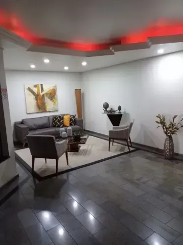 Apartamento á venda 3 dorm, suíte, AC: 180m² local excelente perto de todo comércio/servi