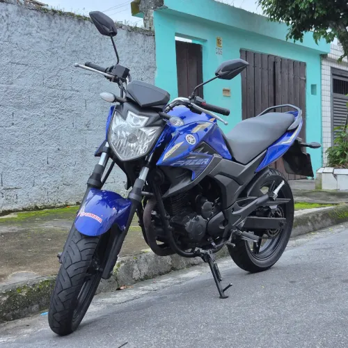 Fazer 250 2016 | ZERADA! | Baixo KM/ano | Abaixo da FIPE | Garantia | Financio | Troco