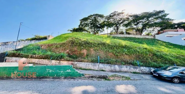 Terreno à venda, 877 m² por R$ 2.192.500,00 - Centro - Arujá/SP