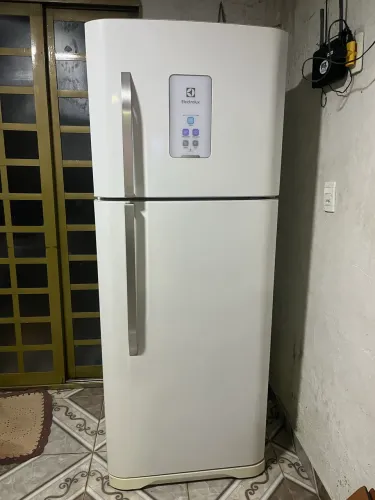 Geladeira Electrolux 110V - 433L
