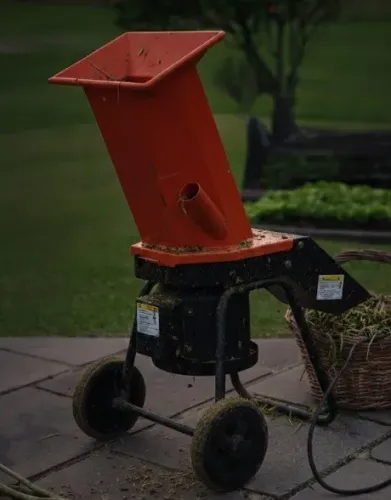 Triturador de Resíduos Orgânicos Tramontina TRO25 2HP Bivolt - R$ 1.100,00