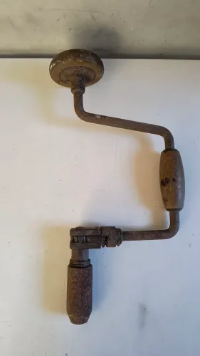 Furadeira manual antiga, anos 50/60, arco de pua