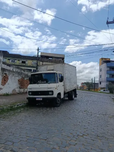 Mercedes 608 1986