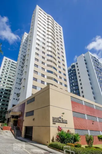 Apartamento no STIEP, 84 m², 03 quartos com dependência.