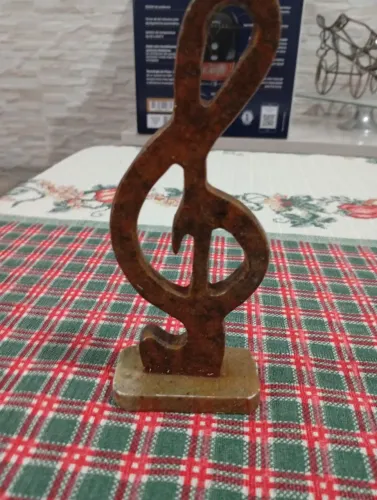Clave de Sol em pedra