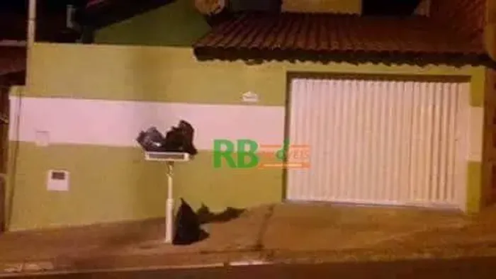 Casa com 2 dormitórios à venda, 60 m² por R$ 250.000,00 - Loteamento Della Rocha - Itapira