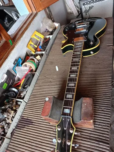 Guitarra lespol Tagima Tlp legend