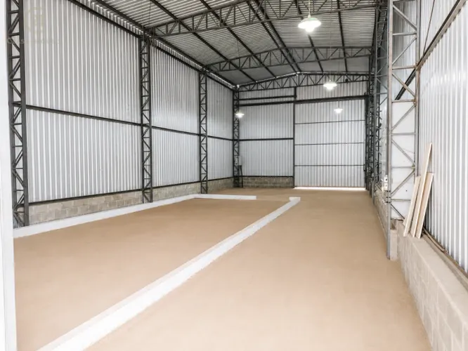 Barracão para alugar em Londrina, Estância Dlaville, com 160 m²