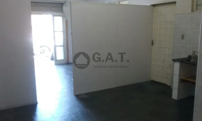Salão comercial de 50,00 m² para locação no Jardim Dois Corações - Sorocaba-SP
