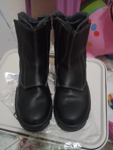 Bota cuturno anti furo 