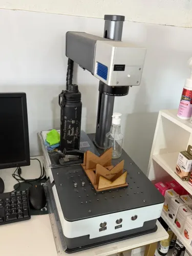 Gravadora a laser industrial de fibra óptica Typ ART1006