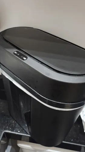 Vendo conjunto, lixeira inteligente, saboneteira inteligente,lixeira grande e sapateira