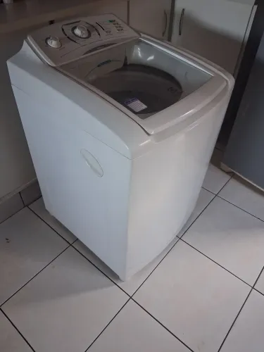 Máquina de lavar Electrolux 12kg