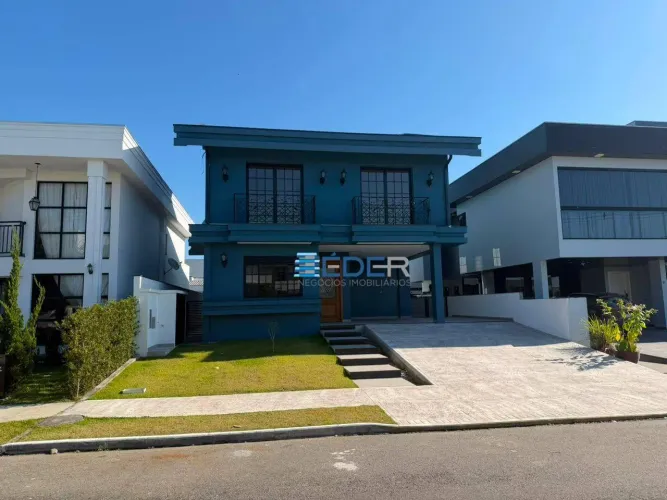 Sobrado alto padrão com 4 suítes à venda, 242 m² por R$ 3.700.000 - Condomínio Caledônia -