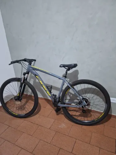 Bicicleta oggi sport aro 29