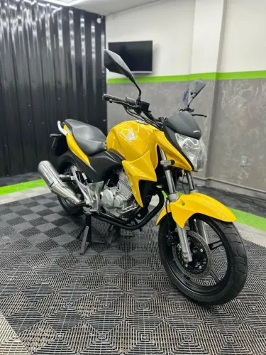 Cb 300R fino trato