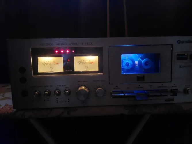 Tape deck Gradiente CD 3500,leia