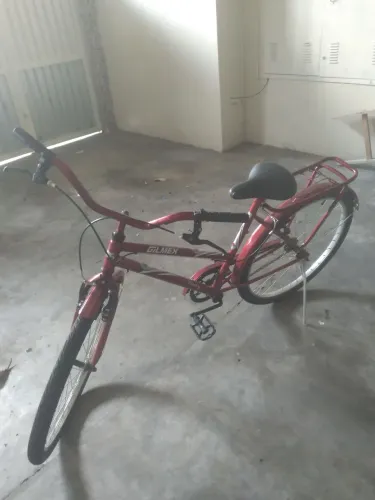 Vendo bicicleta nova pouco usada.