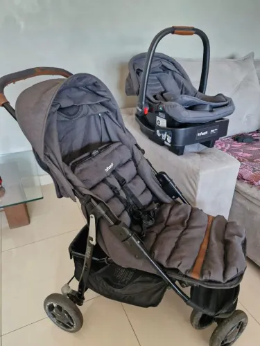 Carrinho + Bebê conforto Infanti