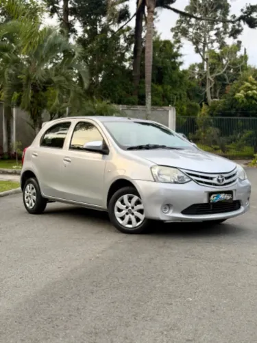 Toyota Etios X 1.3 Flex 16V 5P Mec. 2015