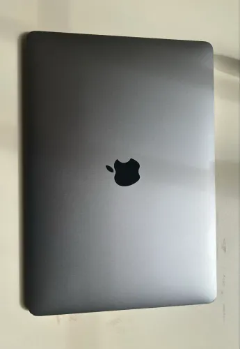 MacBook Air (modelo: Retina, 13-inch, 2019)