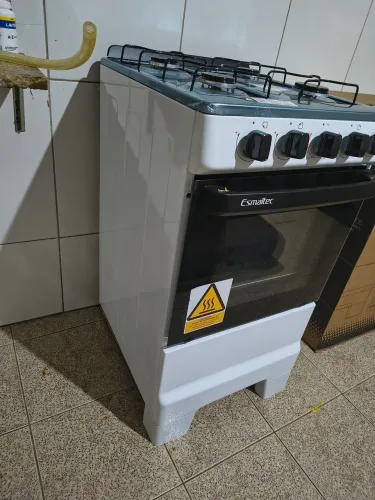 Fogão 4 bocas Esmaltec novo