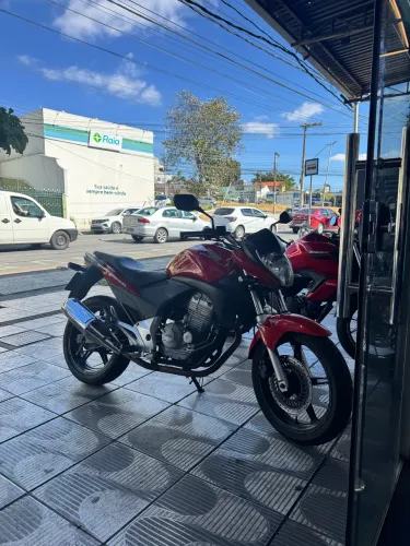 Vendo Moto -Cb300 ou Troca em algo de interesse