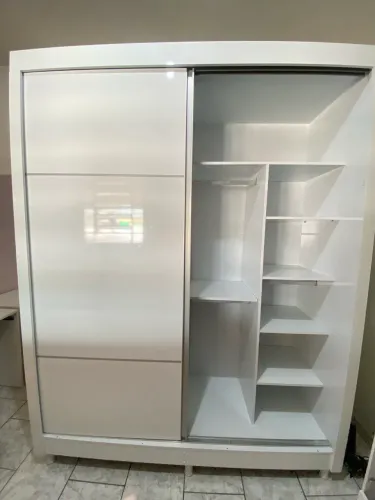 Guarda Roupas portas de correr Branco