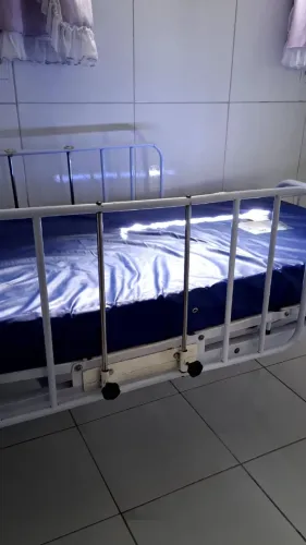 Cama hospitalar