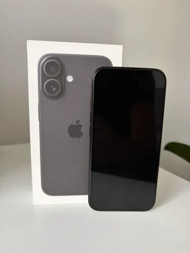 iPhone 16 128GB Preto