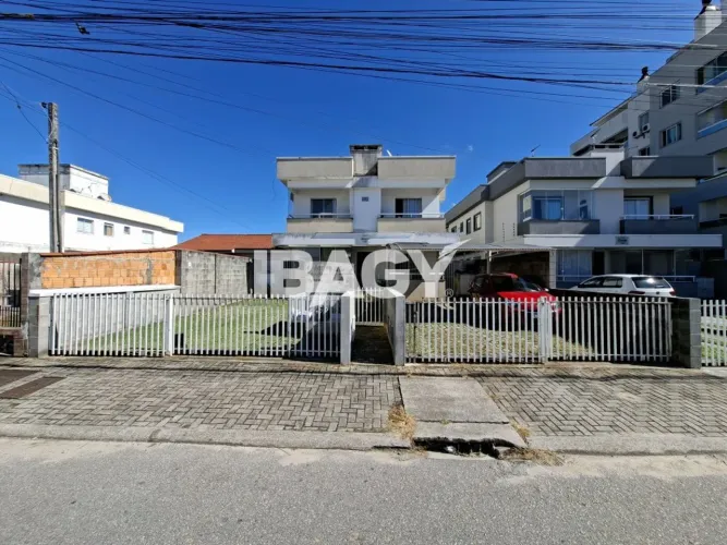 Excelente Apartamento 2 dormitório(s) em Aririu - Palhoça