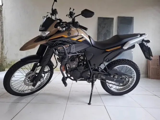Moto Lander XTZ250