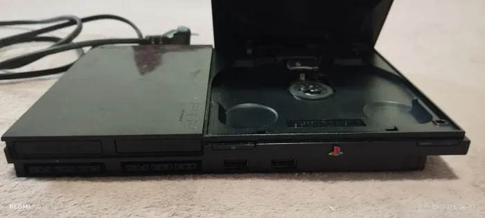 PS2 Slim com 1 controle original 