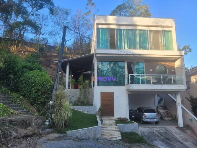 Casa à venda em Condomínio, 299 m² por R$ 895.000 - Maria Paula - Niterói/RJ