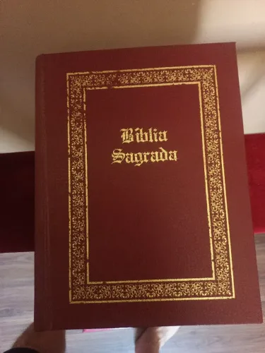 BÍBLIA SAGRADA EDIÇÃO PAUMAPE 1979 ASSINADA NO DIA DA IMPRESSÃO